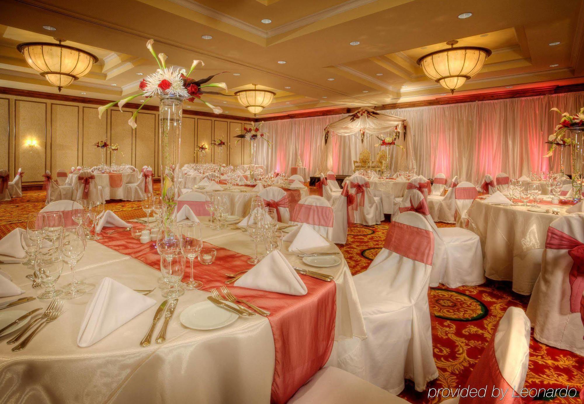 Victoria Marriott Inner Harbour Restaurant photo